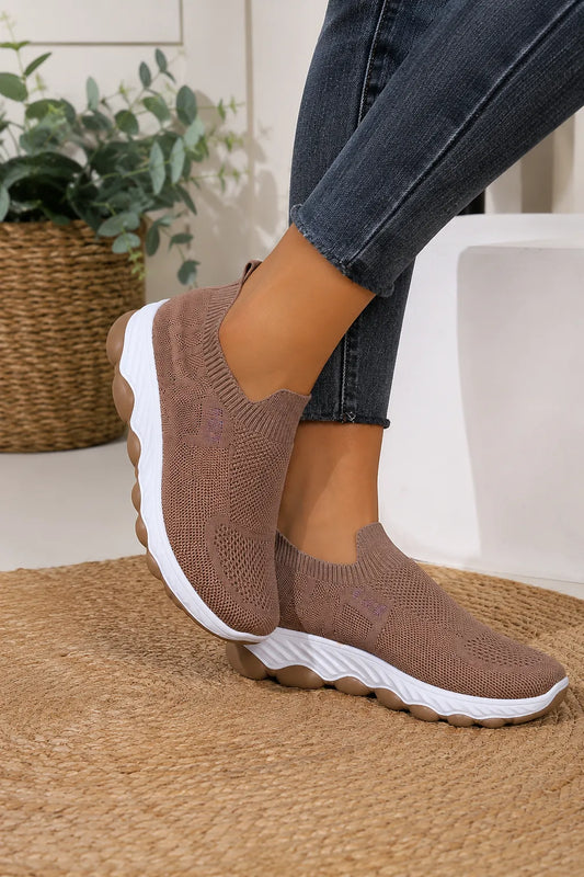 Baskets ultra-légères à enfiler – Marron