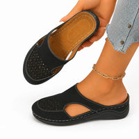 Ellor Siena Wedge Sandal – Black