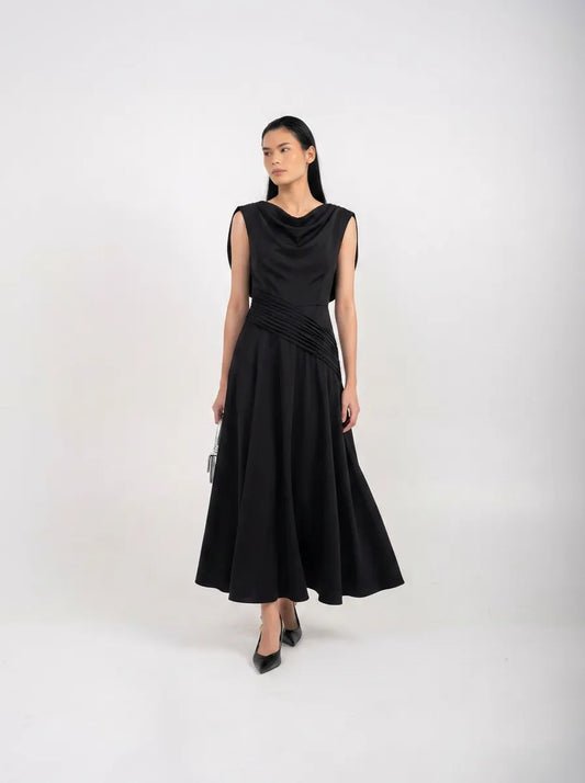Robe midi à col bénitier Ellor – Noir Onyx